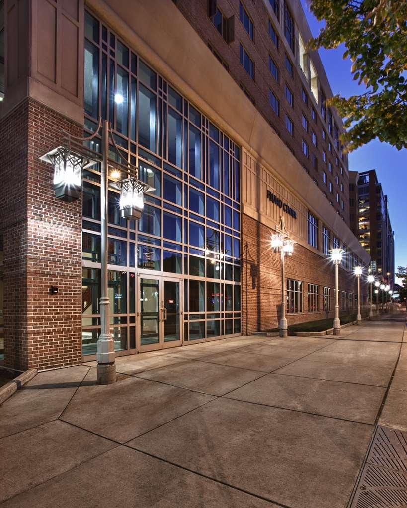 Hotel Fluno Center Madison Zewnętrze zdjęcie